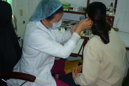 Vì sao bị ù tai? 1