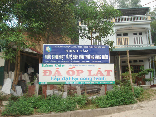 Bạ đâu đắp đó 1