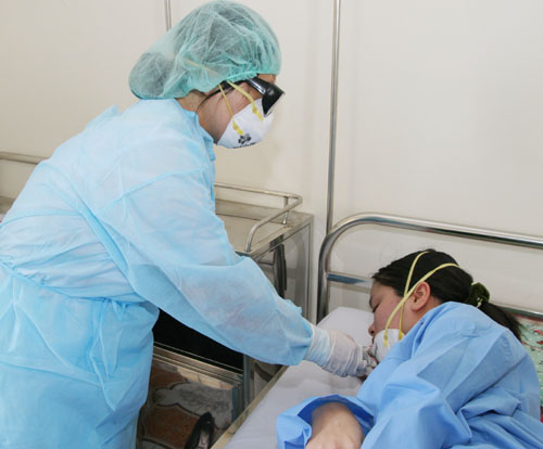 Phòng chống dịch: Không buông lỏng, không nôn nóng! 2