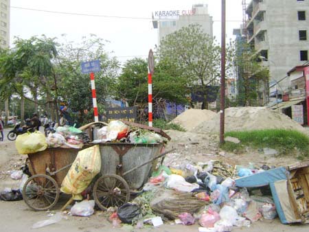Đường đẹp nhưng... bẩn 1