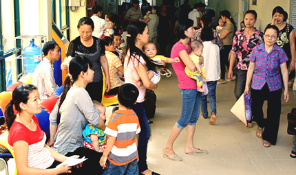 Bệnh nhi gia tăng có phần do... phụ huynh 2 Bệnh nhi gia tăng có phần do... phụ huynh 2