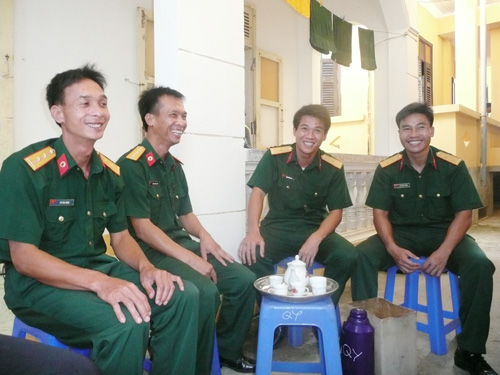 Thầy thuốc ở Trường Sa 10
