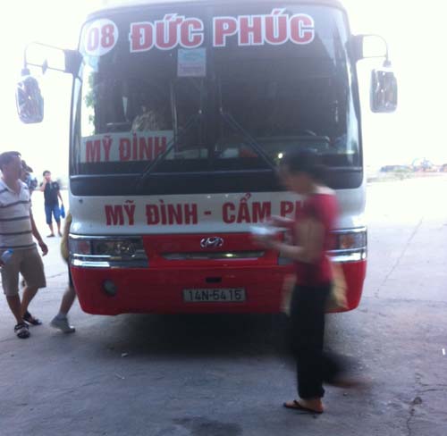 Thiệt đủ đường vì... xe “nhồi” 1