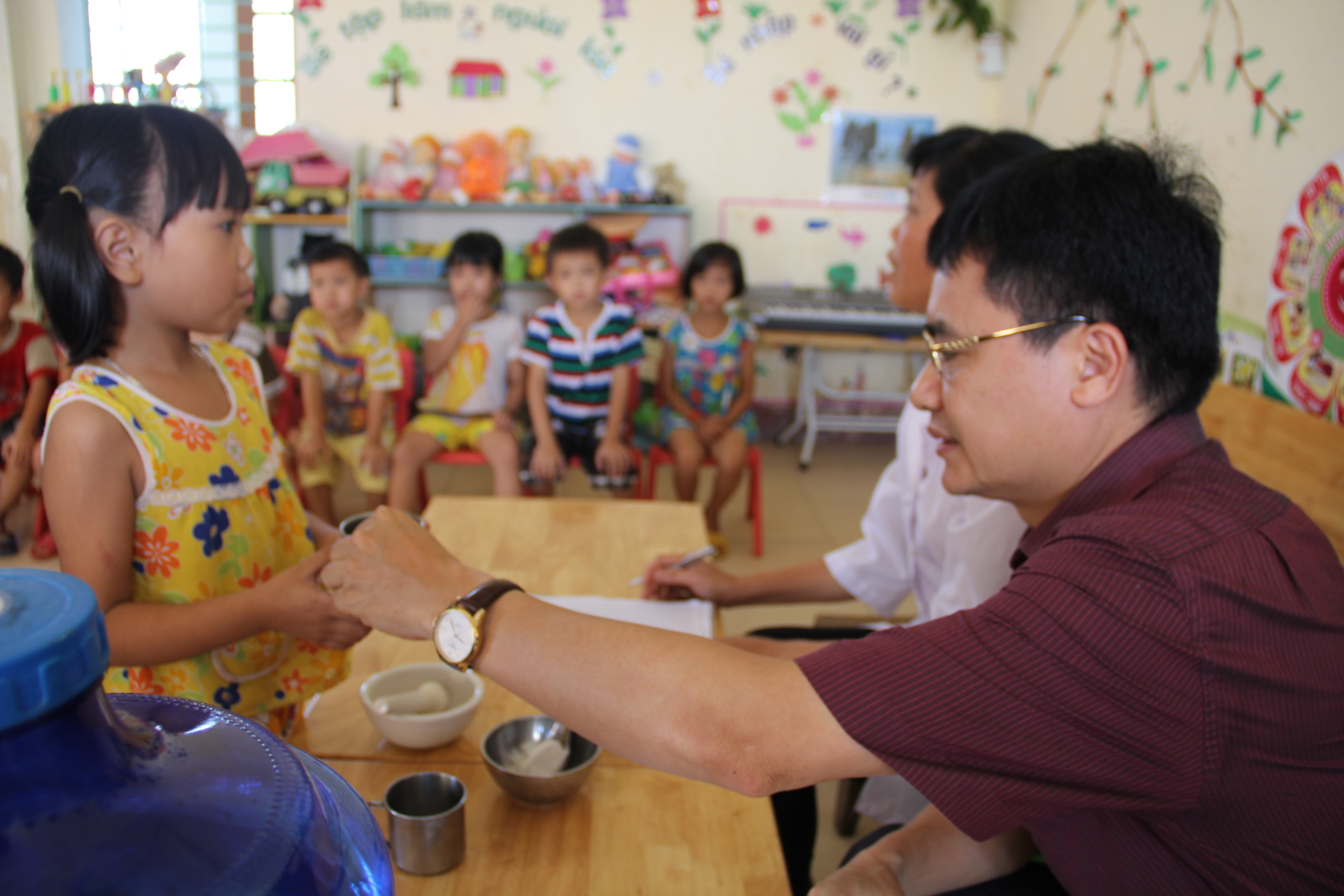 Tổ chức truyền thông phòng, chống giun ở Nam Định 1