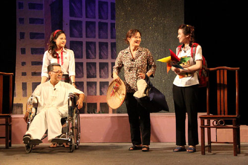 Trả lại cho em tuổi thơ 1