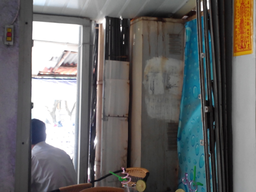 Bốt điện và nhà - Cái nào có trước? 1