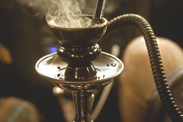Báo động "phong trào" hút shisha 1