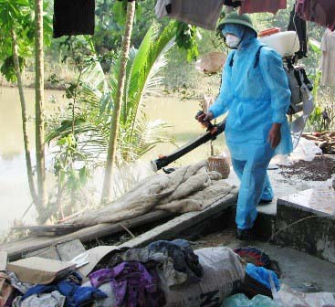 Phòng bệnh trong và sau bão lũ 1 Phòng bệnh trong và sau bão lũ 1