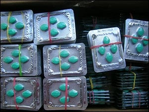 Bắt đối tượng vận chuyển 400 hộp thuốc Viagra giả 2