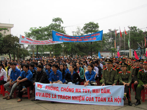 Tiếp tục đẩy mạnh các hoạt động phòng, chống HIV/AIDS 1 Tiếp tục đẩy mạnh các hoạt động phòng, chống HIV/AIDS 1