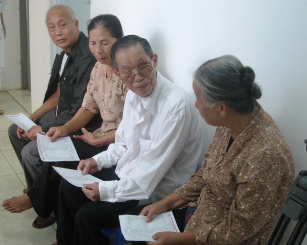 Người dân không phải đi khám xa nhờ phòng khám chữ thập đỏ 1