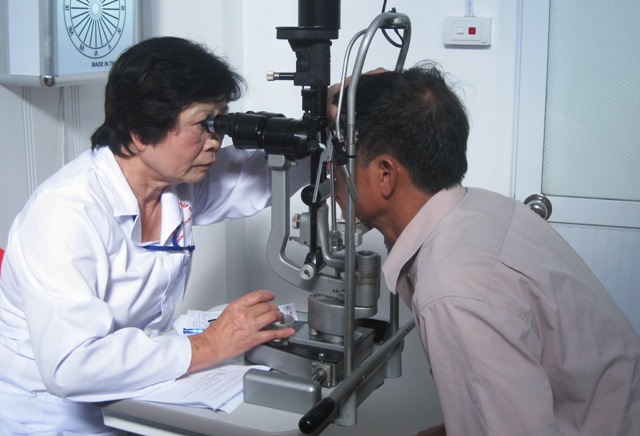 Người dân không phải đi khám xa nhờ phòng khám chữ thập đỏ 4