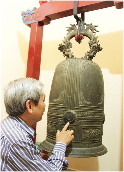 Thêu dệt chuông "thần" giá 700 tỉ đồng 1