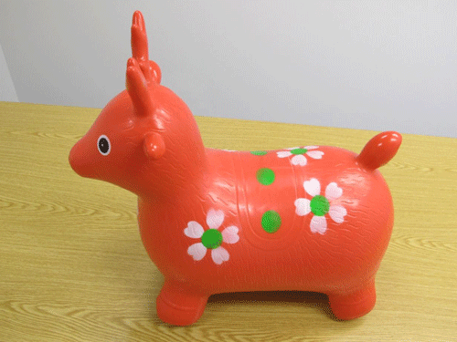 Thu hồi tuần lộc nhựa chứa chất độc  1