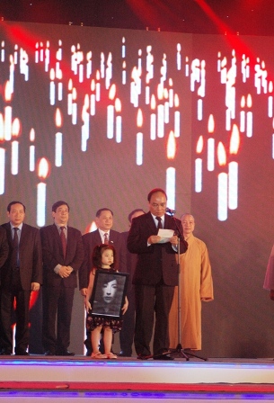 Xúc động lễ tưởng niệm nạn nhân tai nạn giao thông  4