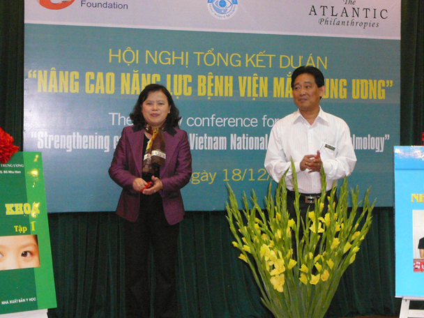 Hàng nghìn bệnh nhân được chăm sóc mắt miễn phí  1
