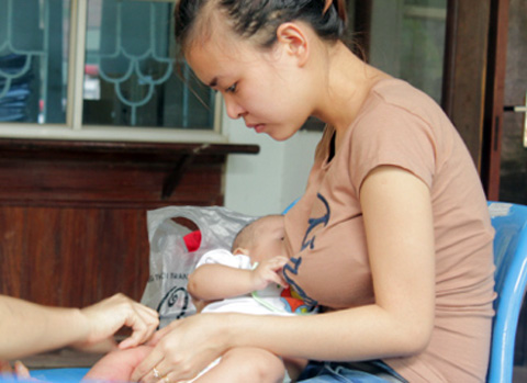 Lao động nữ nghỉ sinh 6 tháng từ tháng 1/2013  1