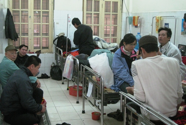 Bỏ qua thời gian “vàng”, bệnh nhân ung thư chữa trị tốn kém 1