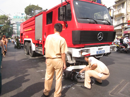 Xe cứu hỏa gây tai nạn chết người 2