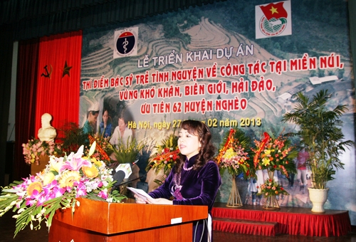 Bác sĩ trẻ xung kích: Tất cả vì sức khỏe nhân dân 3