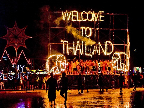 Hạ Long lọt top 100 chuyến đi "nên có trong đời" 7