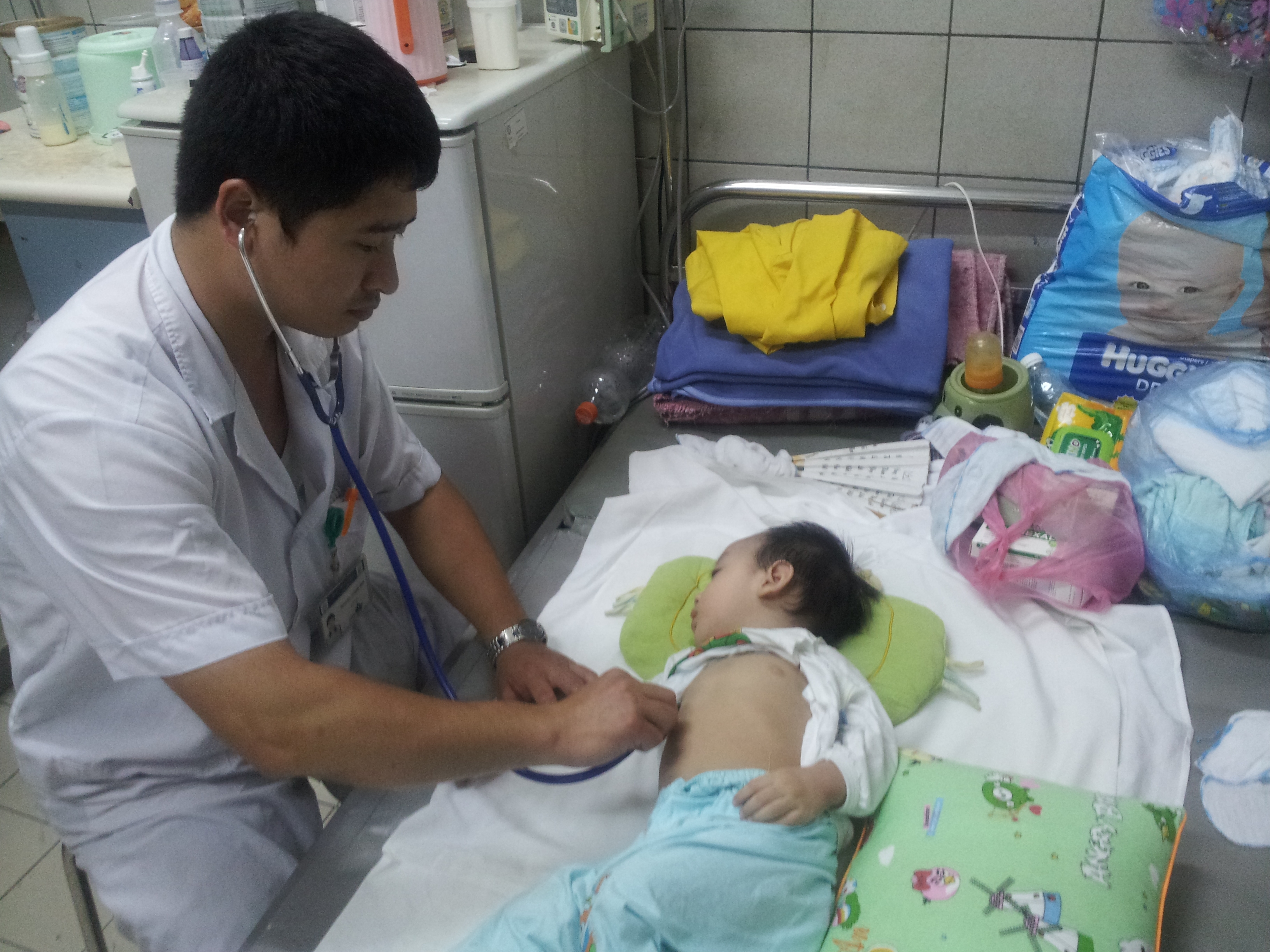 Cứu sống trẻ 9 tháng tuổi nguy kịch vì hen phế quản cấp 1
