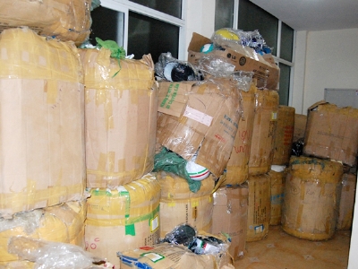 Tịch thu gần 8.000 mũ bảo hiểm rởm ở Hà Nội 2