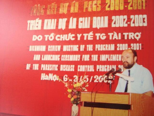 “Nhiệm vụ của bác sĩ là đến bên người bệnh” 6