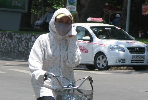 Hôm nay, nhiều nơi nóng 39 độ 1