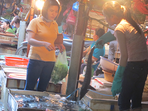 Thủy sản Trung Quốc ngập chợ 1