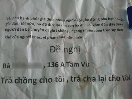 Phát tờ rơi đòi… chồng! 2