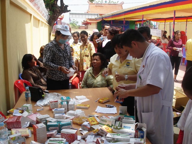 Những sứ giả áo trắng 4