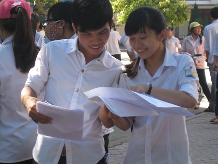 Thí sinh cả nước bước vào ngày thứ 2 kỳ thi tốt nghiệp THPT 1