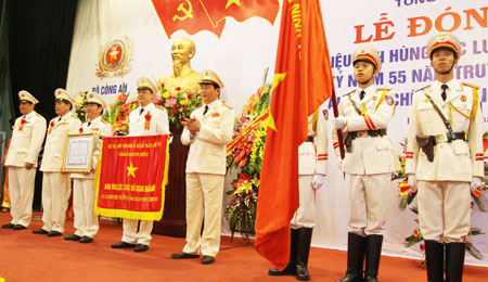 Cục An ninh chính trị nội bộ đón nhận danh hiệu Anh hùng lực lượng vũ trang nhân dân 1