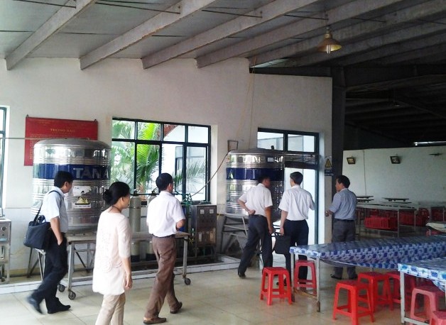 Đã có kết quả 2 vụ ngộ độc khiến hàng trăm người mắc, nhập viện 1