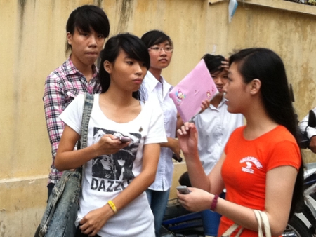 32 thí sinh bị đình chỉ ở môn thi Toán 1