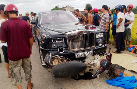 Lộ diện chủ nhân siêu xe Rolls Royce đâm chết 2 người 2