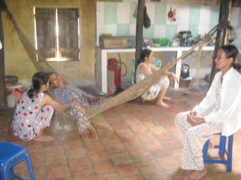 Mòn mỏi ngóng tin con mất tích ở hầm thủy điện 3