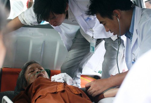 Bác sĩ bay cùng chuyên cơ phục vụ lễ tang Đại tướng Võ Nguyên Giáp 1