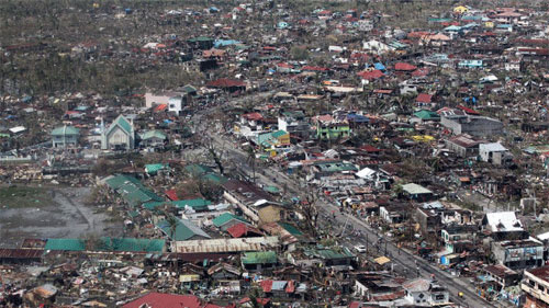 Gần 1800 người Philippines chết do siêu bão 2 Gần 1800 người Philippines chết do siêu bão 2