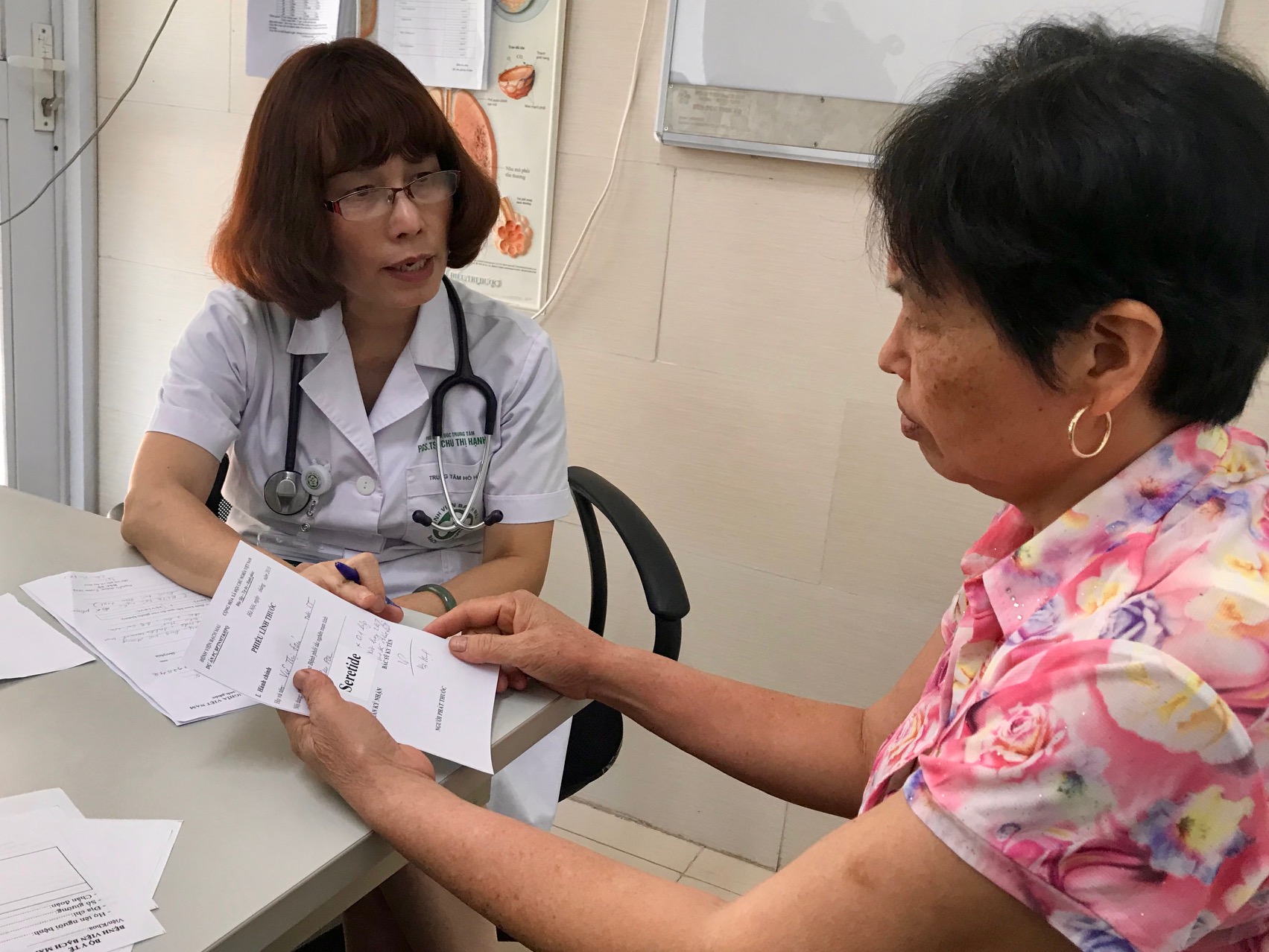 PGS Hạnh tham kham cho BN BPTNMT