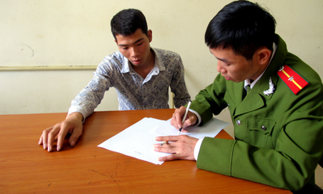 Bà bầu bị cướp khi vừa ra khỏi ngân hàng 1 Bà bầu bị cướp khi vừa ra khỏi ngân hàng 1