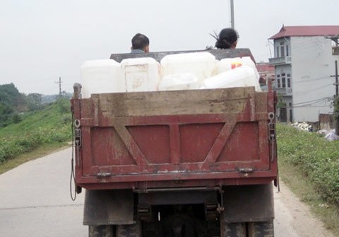 Xã sản xuất thực phẩm, bánh kẹo "cao cấp" giá rẻ 2