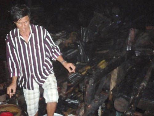 Cháy dữ dội ở Châu Đốc, 12 căn nhà ra tro 8