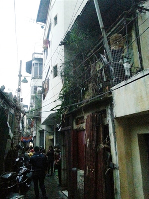 Cháy gần chợ Đồng Xuân, cụ già 74 tuổi tử vong 1 Cháy gần chợ Đồng Xuân, cụ già 74 tuổi tử vong 1