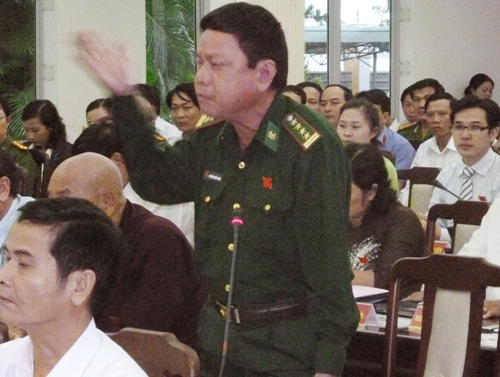 Công chức ở biệt thự vẫn xin chung cư 1 Công chức ở biệt thự vẫn xin chung cư 1