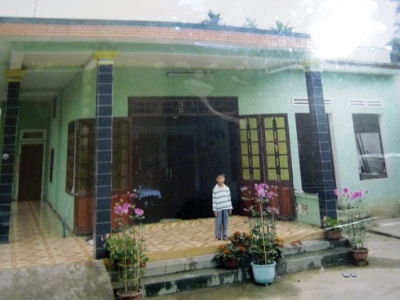 Một mét vuông đất có giá bằng một quả... trứng gà 1 Một mét vuông đất có giá bằng một quả... trứng gà 1