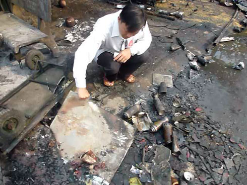 Nổ hàng trăm bình gas gây cháy lớn 1 Nổ hàng trăm bình gas gây cháy lớn 1