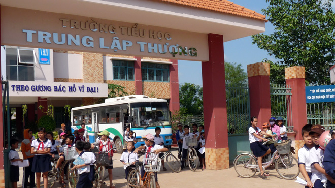 Nghi mất tiền, trường giao học sinh lớp 2 cho công an 1 Nghi mất tiền, trường giao học sinh lớp 2 cho công an 1