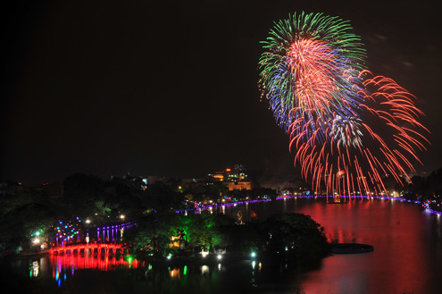 Hà Nội bắn pháo hoa đón giao thừa tại 29 điểm 1